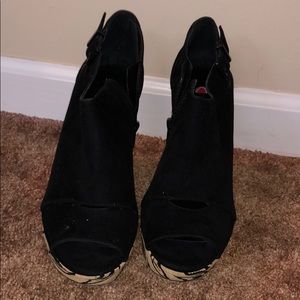 Black and tan suede wedge